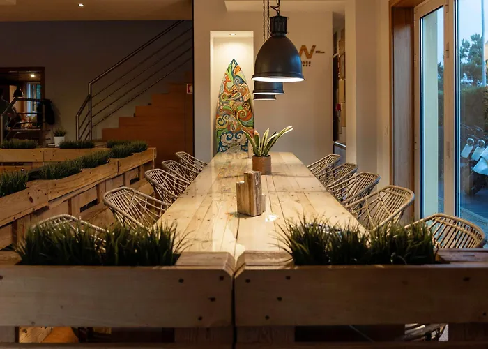 Golden Waves Surf And Yoga Furadouro אובאר