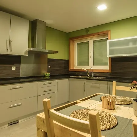 Hostel Golden Waves Surf And Yoga Furadouro