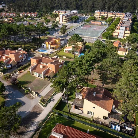 Golden Waves Surf And Yoga Furadouro Hostel Ovar